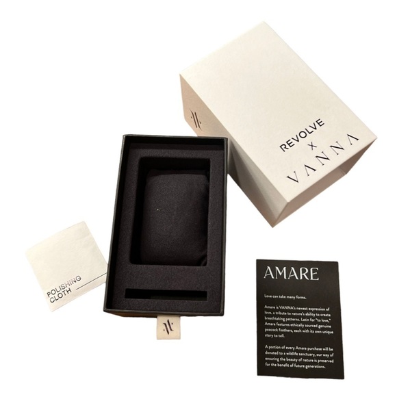 BOX ONLY VANNA x revolve amare watch box - Picture 1 of 4